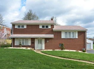 5707 Goodnow St, Aliquippa, PA 15001