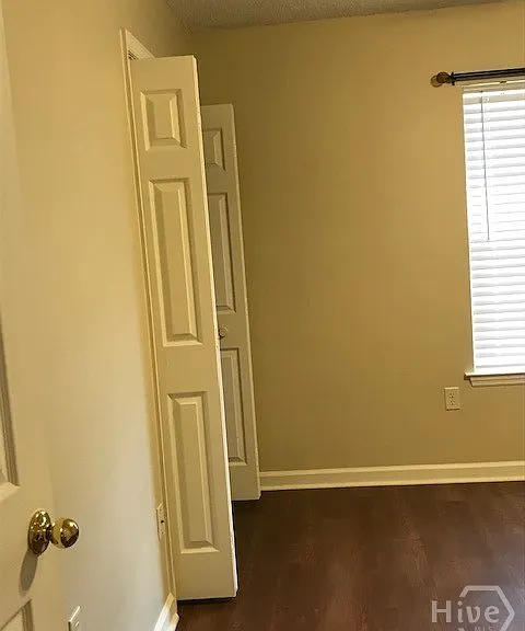 700 Greenwich Dr — Photo 14