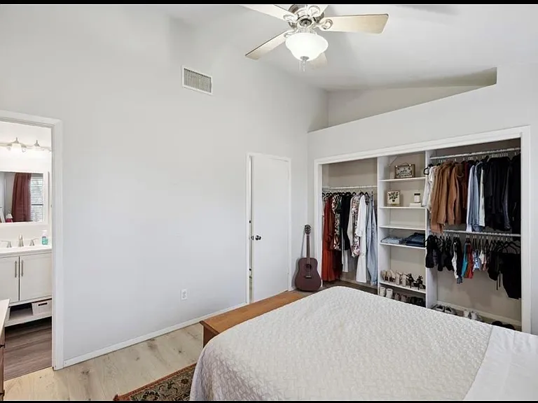 11404 Walnut Ridge Dr #10 — Photo 7