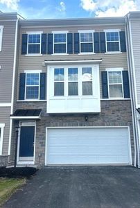 133 Affinity Dr, Harmony, PA, 16037