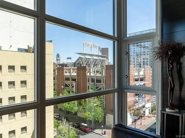 530 K St #614 — Photo 3