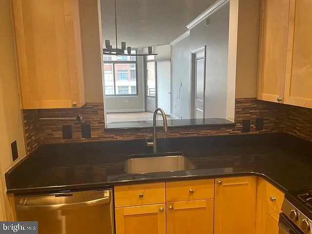 3600 Glebe Rd #318W — Photo 5