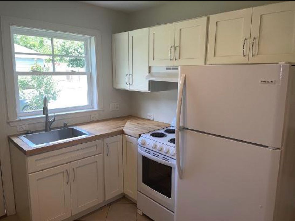 2nd image of 1008A Chester St
