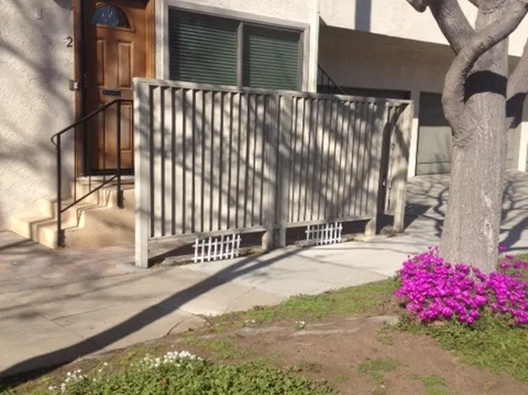 128 S Helberta Ave, Redondo Beach, CA 90277