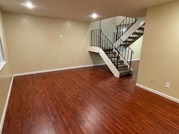 4th image of 6387 Wexford Cir