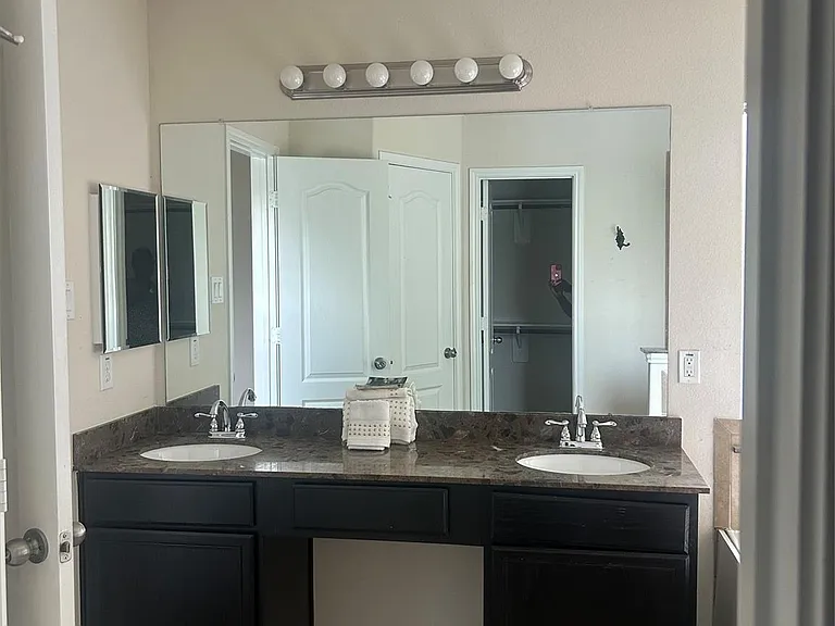 8407 N Broadleaf Ave — Photo 13