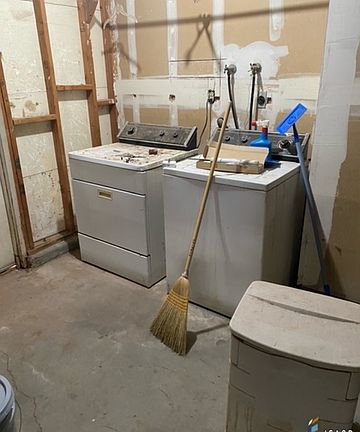 5th image of 415 Arroyo Seco Ln