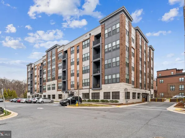 3505 Bellflower Ln Unit 408, Rockville, MD 20852