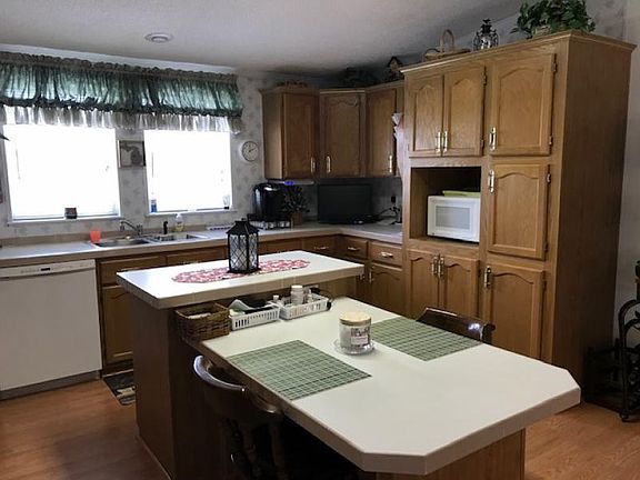4th image of 7749 Sunset Shores Dr