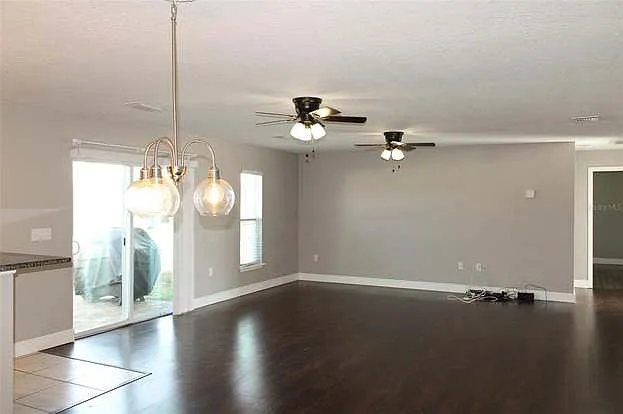 242 Abbotsbury Dr — Photo 32