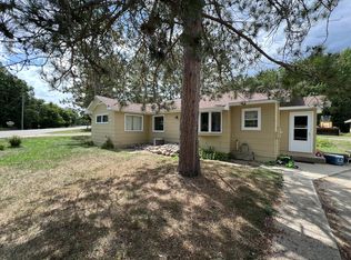 214 10th St S, Walker, MN 56484