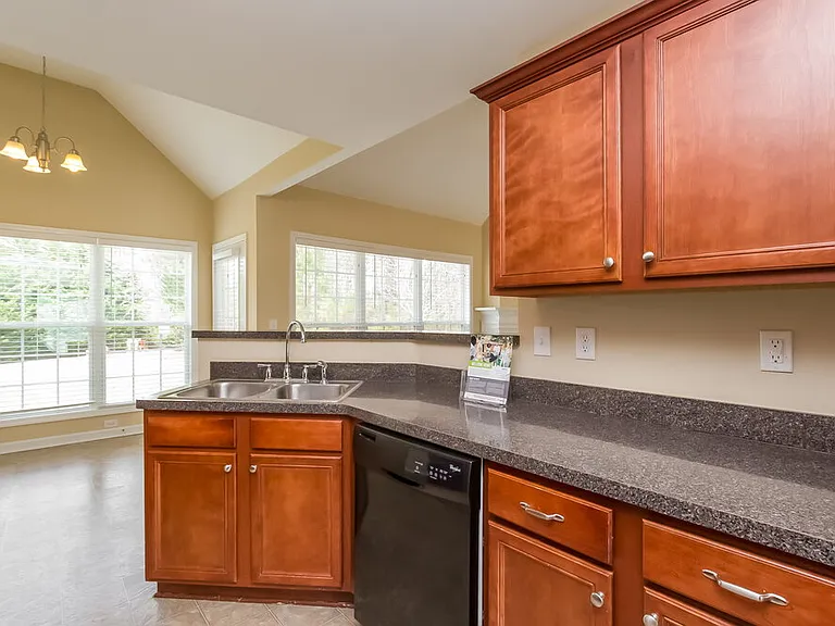 4050 Grandover Dr — Photo 7