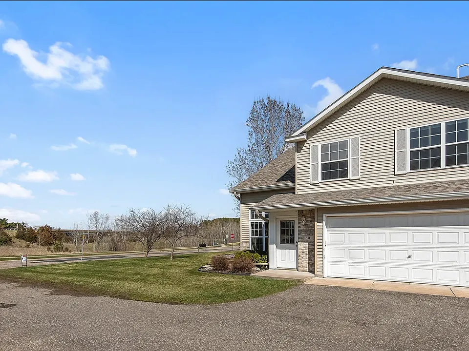 601 Meadow Ln
