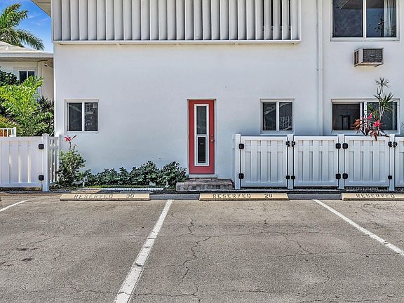 2nd image of 2700 Yacht Club Boulevard #7C