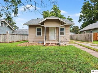 4438 Greenwood St, Lincoln, NE 68504