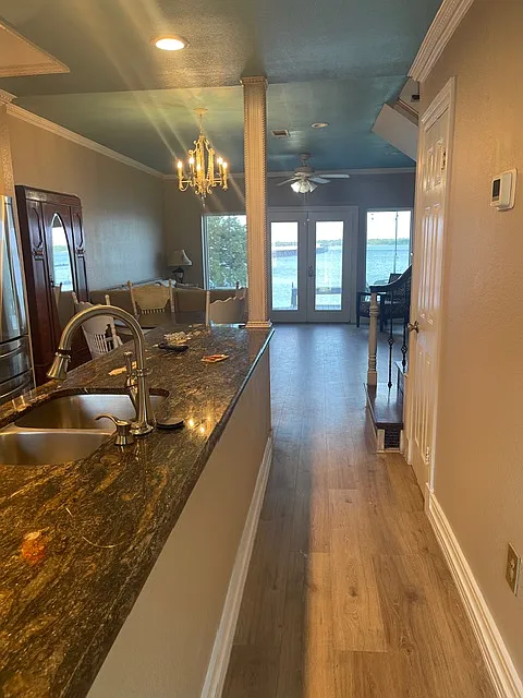 2 bed, 1500 sqft, $2,750 — Photo 3