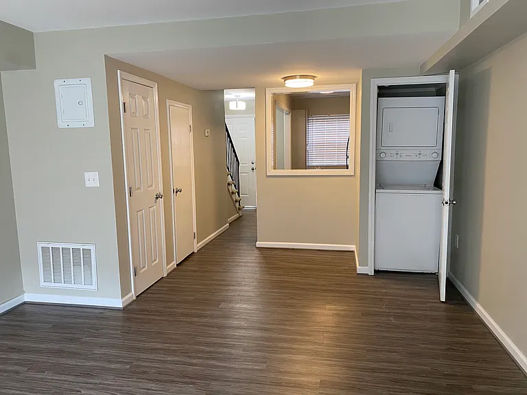 2530 E North St #8-K — Photo 5