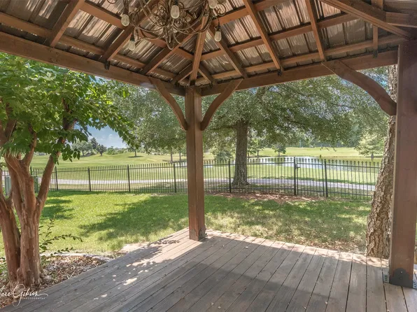 34 Waterbury Dr, Bossier City, LA 71111