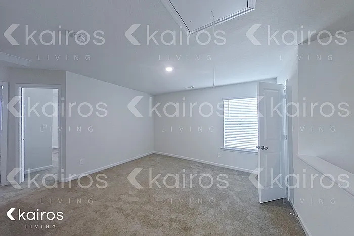 3474 Bridgewood Dr — Photo 6