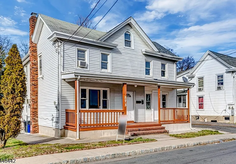 273 W Main St — Photo 1
