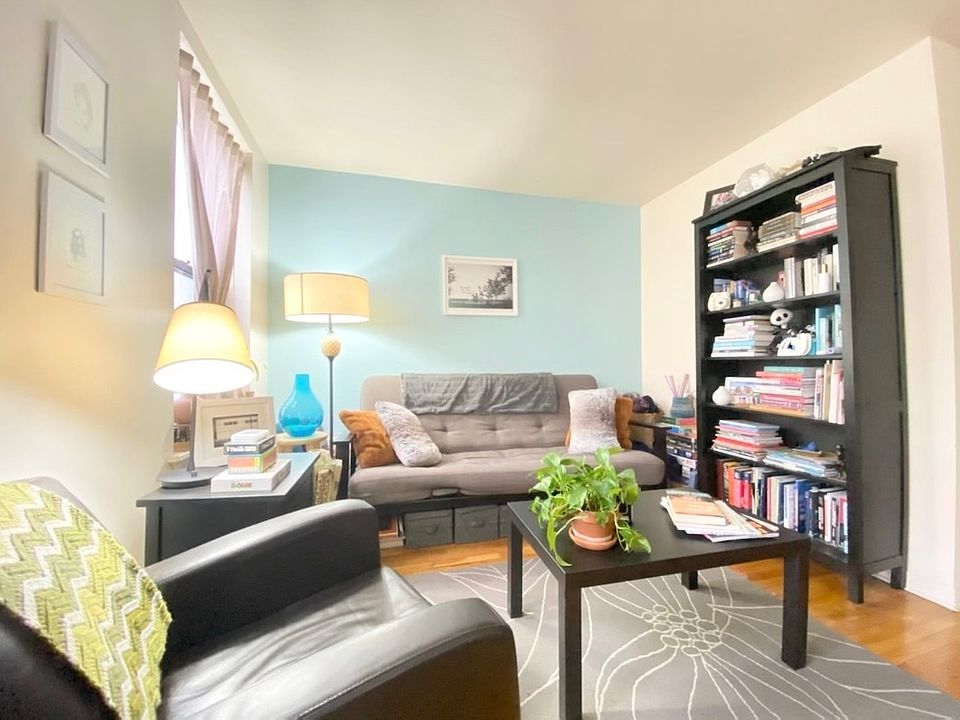 1st image of 590 Franklin Ave APT 4