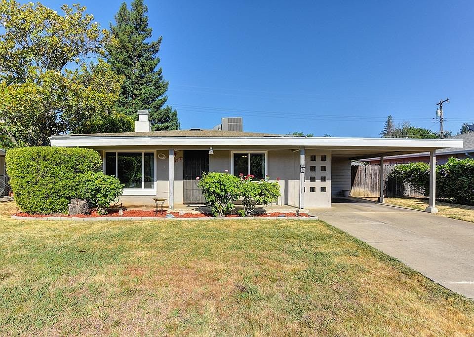2nd image of 4818 Ortega St