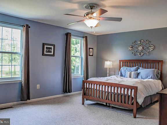 4th image of 27962 Cedar View Ct