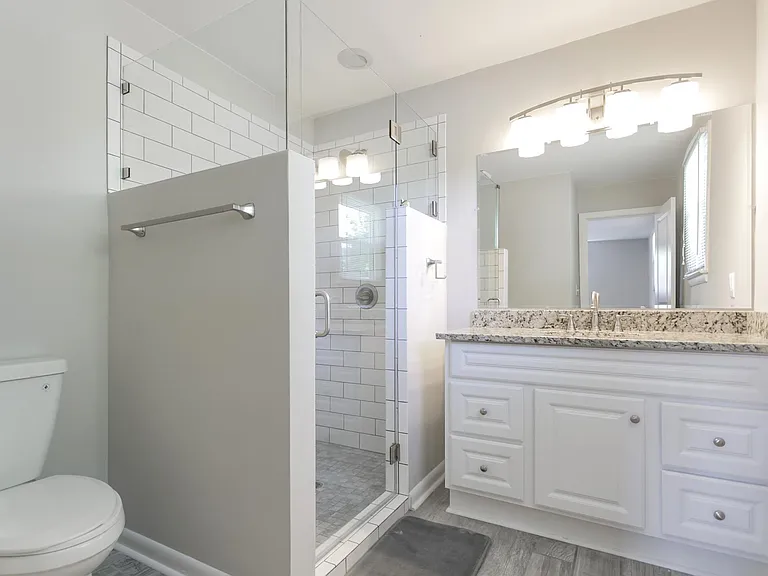 2308 Osage St — Photo 9