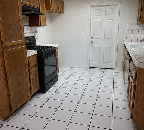 4th image of 14998 San Miguel Dr