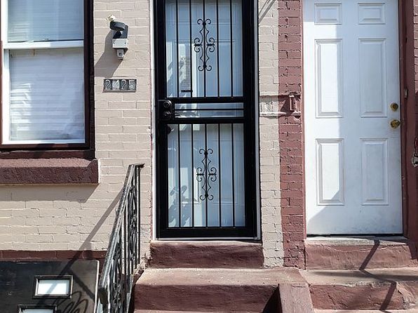 2425 N Bouvier St