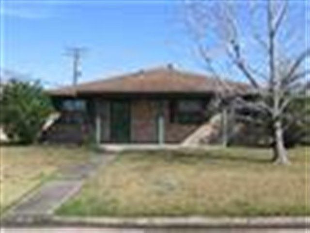1st image of 820 36th St