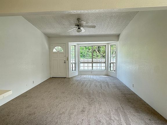 3rd image of 605 Mananai Pl APT U