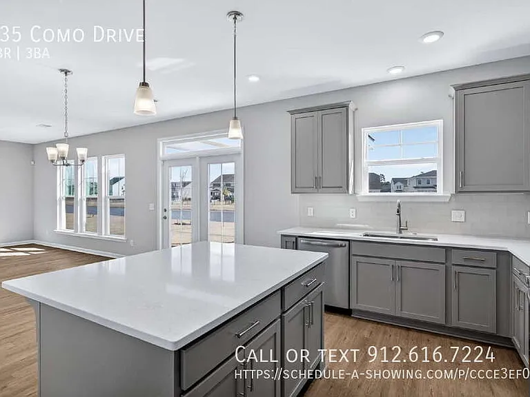 135 Como Dr — Photo 16
