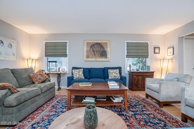 5th image of 24 Norwood Way