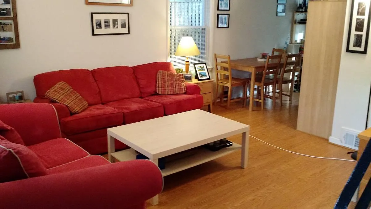 3 bed, 1300 sqft, $3,150 — Photo 4