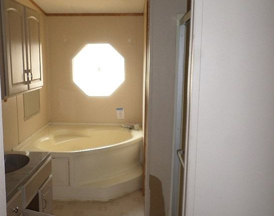 5th image of 213 Tombstone Ct