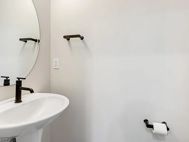 3601 Bailey Ave — Photo 11