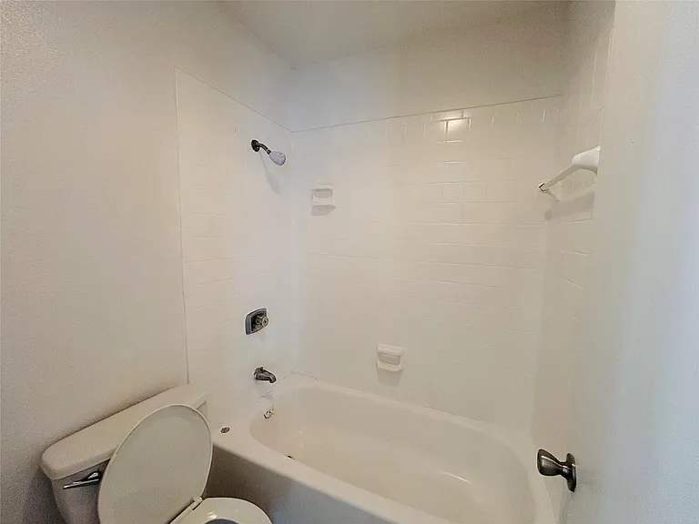 9201 Clarewood Dr #129 — Photo 18