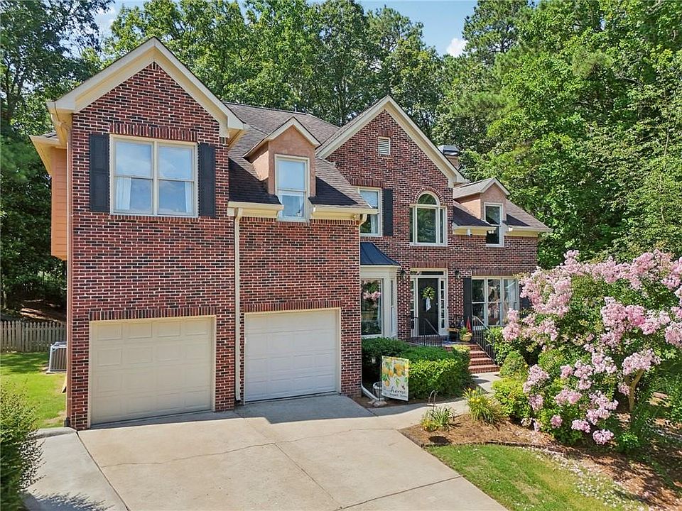 1st image of 504 W Green Ct