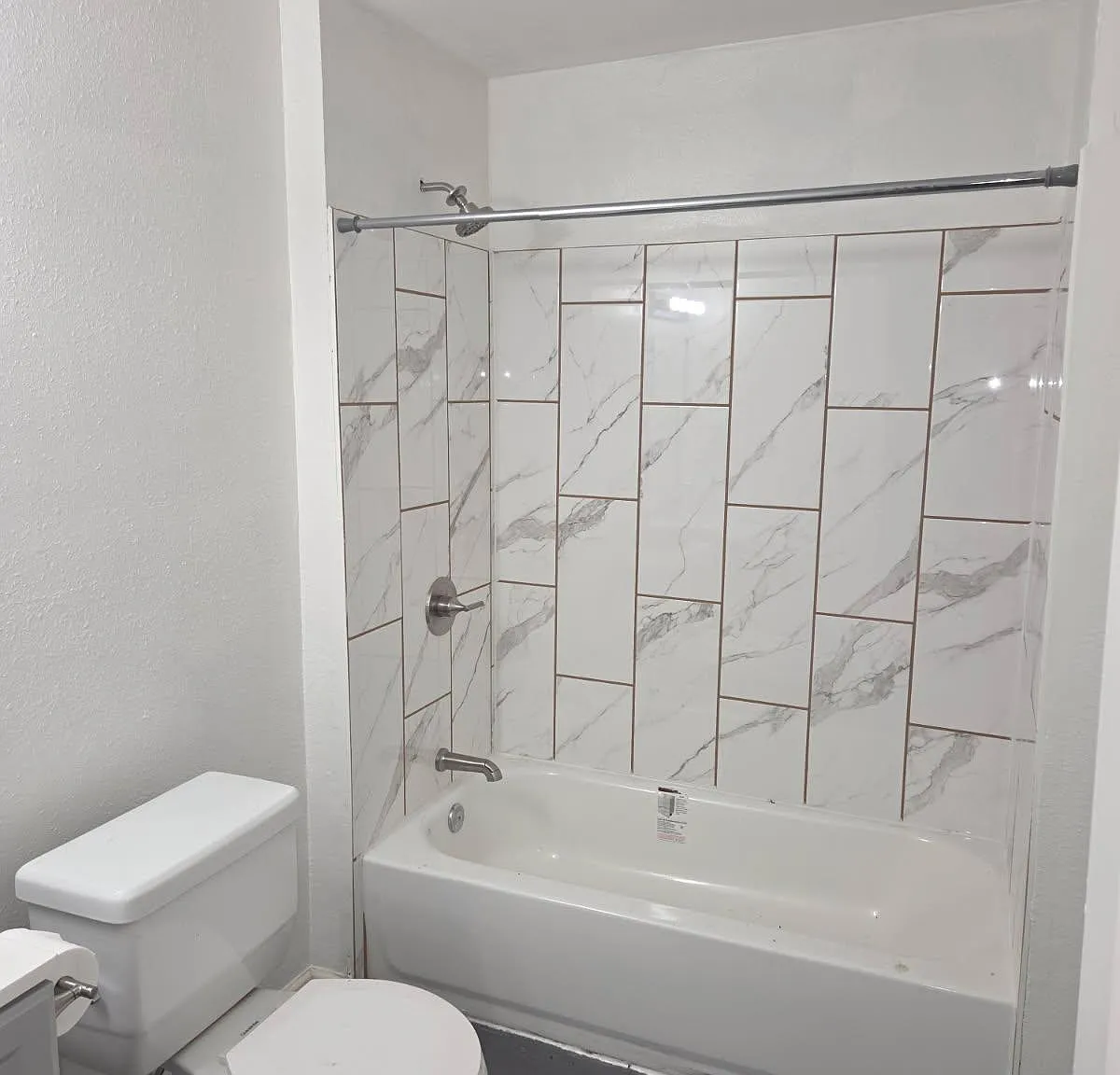 Fully remodeled home ready to move in — Photo 4