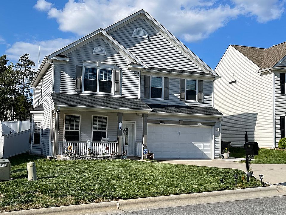2nd image of 804 Celtic Crossing Dr