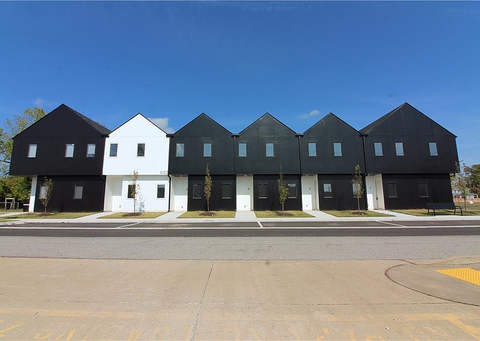 1st image of 600 SW 6th St #5
