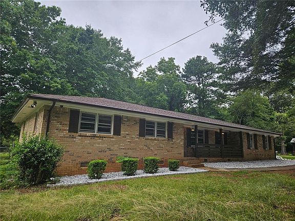 2nd image of 3635 Crossvale Rd