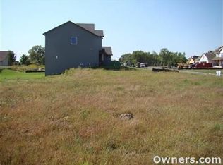 524 Marshan Ct, Lino Lakes, MN 55014