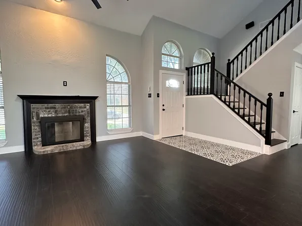 6610 Teresa Ln, Rowlett, TX 75089