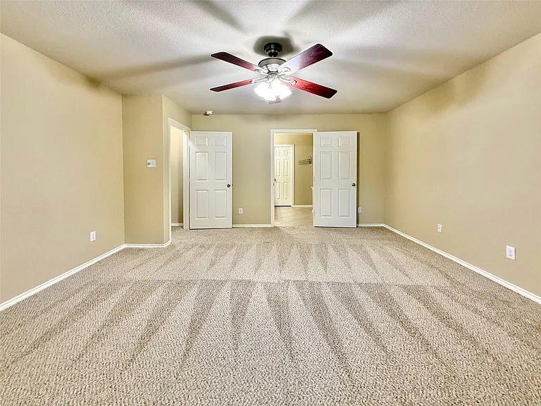 1810 Katlyn Ln — Photo 23