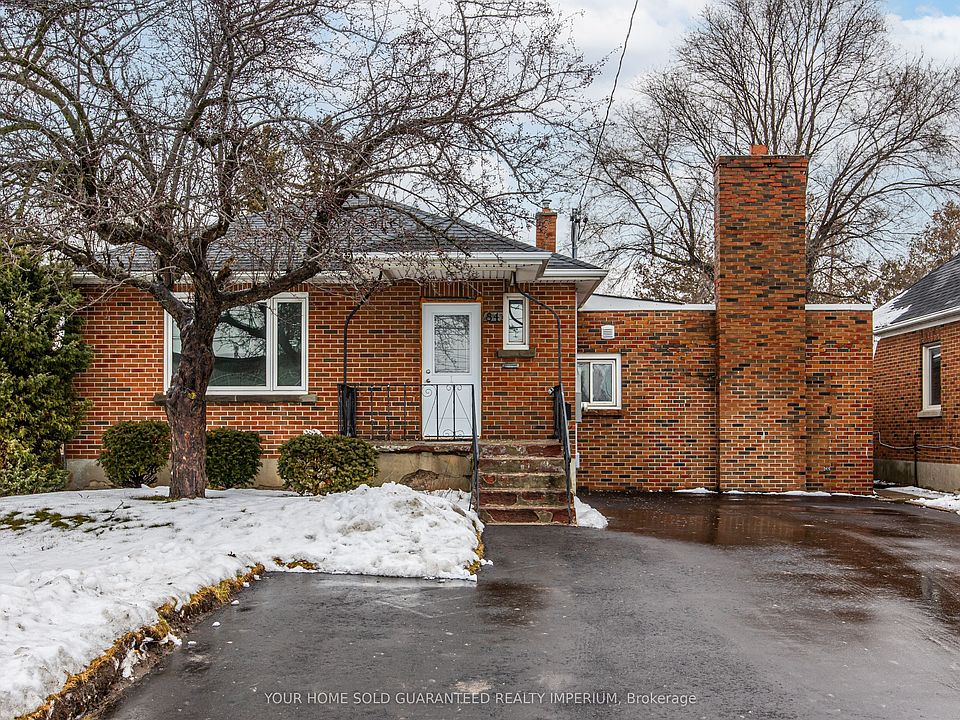 1st image of 84 Taunton Rd W