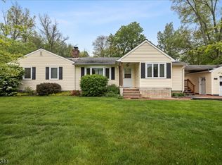 703 Pittstown Rd, Frenchtown, NJ 08825