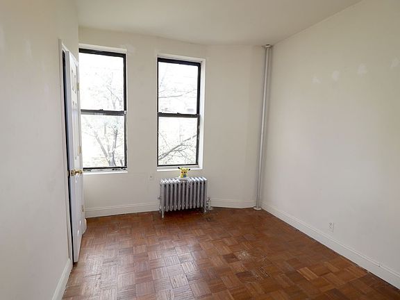 3rd image of 324-326 19th St #3AA