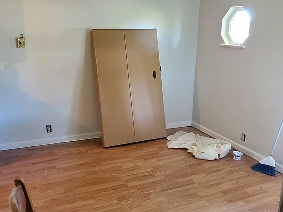 2nd image of 1204 N State Road 103